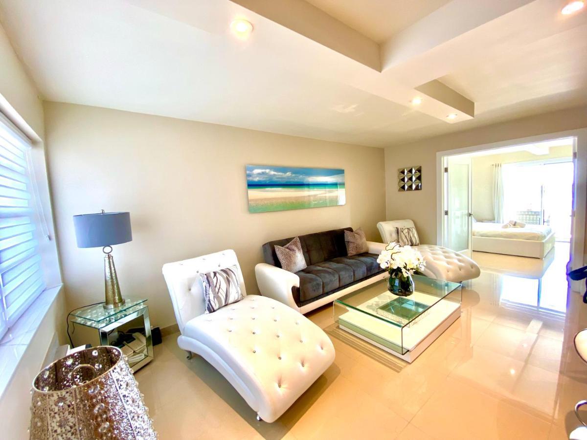 Premium Modern Waterfront With Miami Skyline View On The Bay 5 Mins Drive To Miami With Free Parking Miami Beach